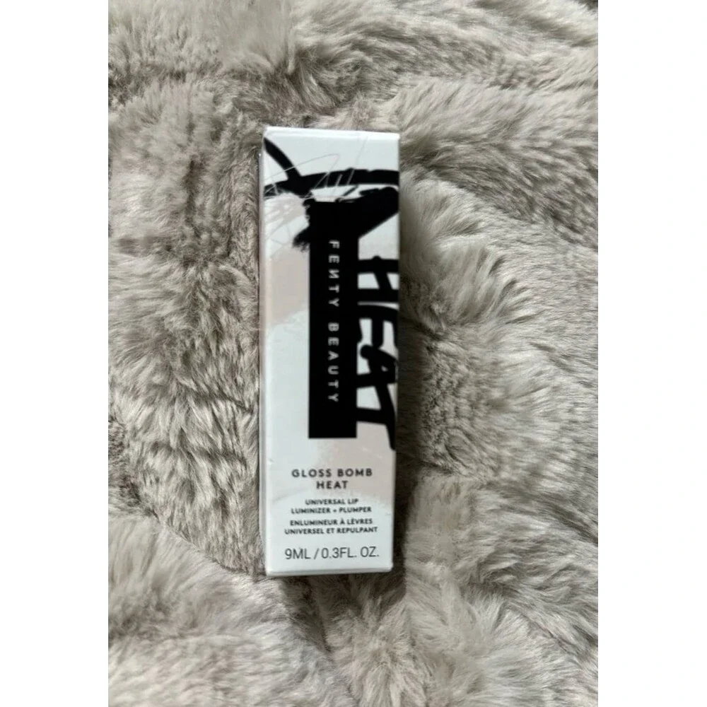 Fenty Beauty Gloss Bomb Heat Universal Lip Plumper